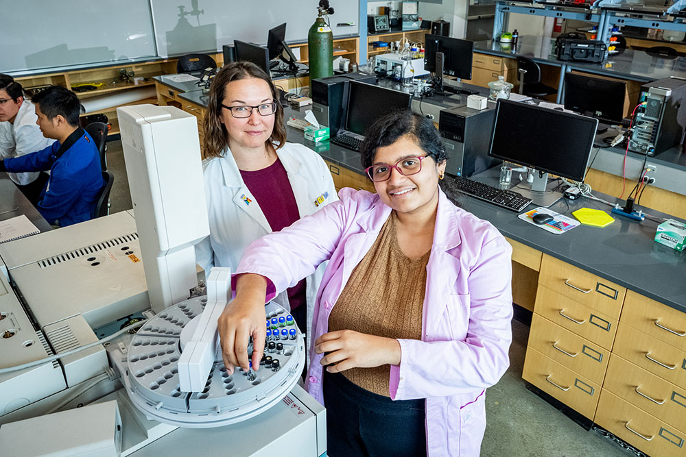 Students in research lab